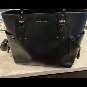 Michael Kors  purse